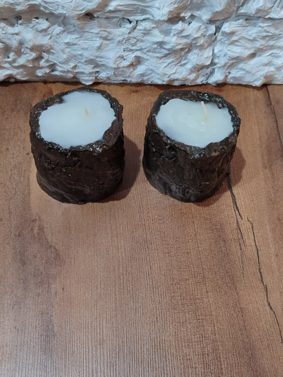 شمع طرح درخت قهوه ایی با پارافین کرم