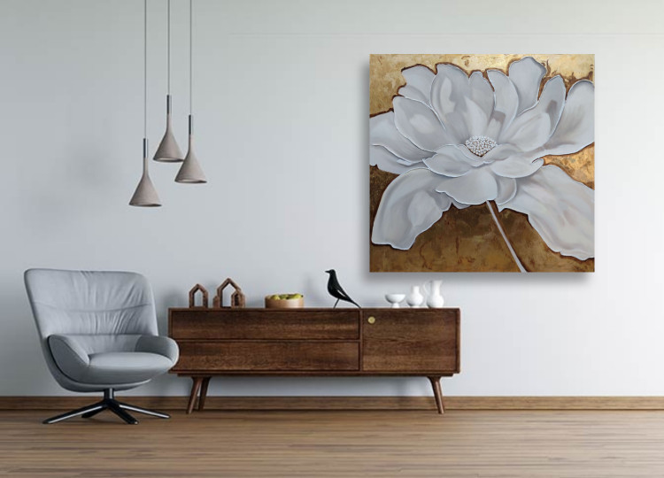 تابلو دکوراتیو گل سفید مدل برجسته زمینه طلایی